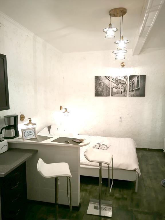 Flh - Chic Studio In Old Town Sibiu Exterior photo